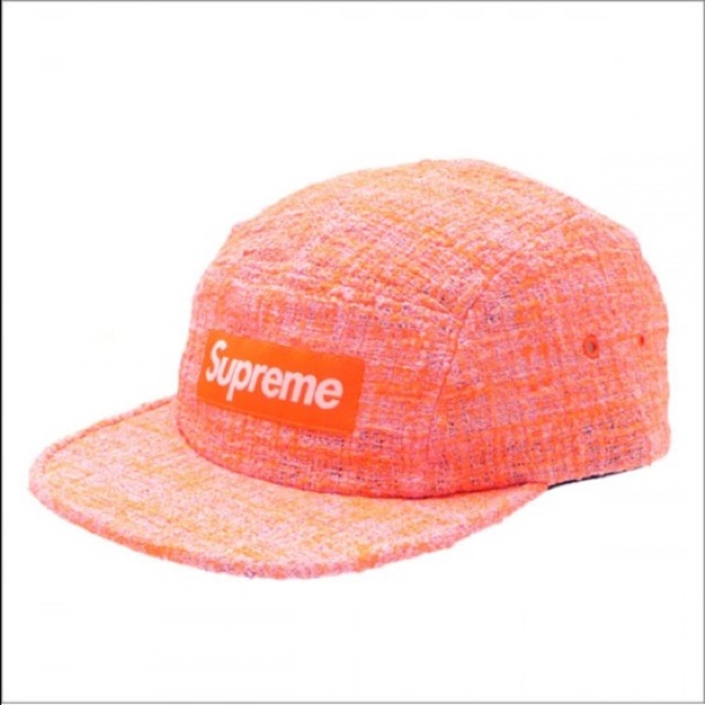 SOLD Supreme boucle camp cap